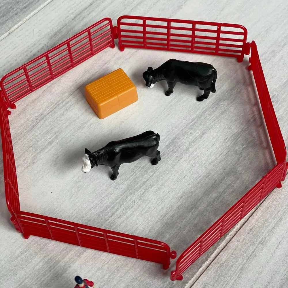 ERTL Farm Country Plastic Toy Set Ranch Play Farmer Cow Fence Cowboy Hay Cattle